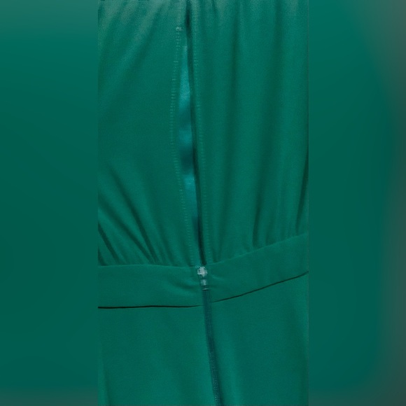 Fashion Nova Women Off-Shoulder Green CHiffon Jumpsuit XL NWOT - Picture 7 of 13